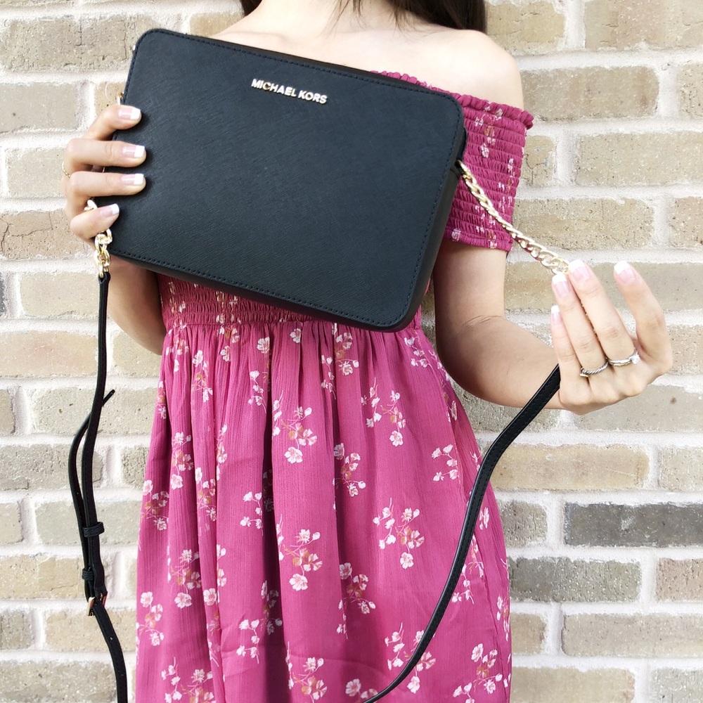 Gaby’sBags👜💕-NWT Michael Kors Crossbody Black - Picture 4 of 7